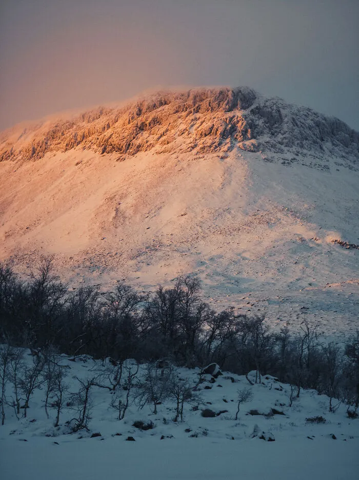 Here Are 34 Eerily Beautiful Liminal Spaces I Captured (34 Pics)