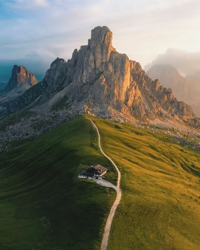 This Photographer Is Traveling The World With His Camera, Here Are 30 Of His Most Beautiful Pictures