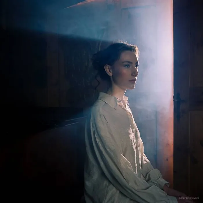 Photographer Uses An Analog Camera To Capture Eerie And Surreal Photos Of People (30 Pics)