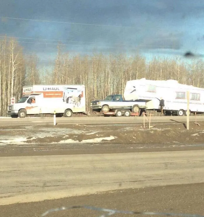 This Facebook Group Documents Examples Of Bad Drivers, And Here Are 35 Of Their Funniest Posts