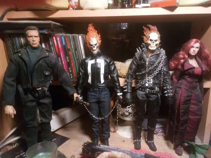 I Collect Dolls :)