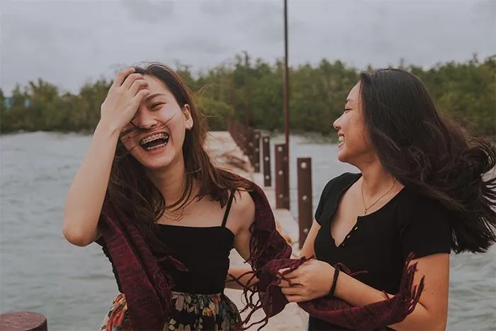 Personas que han abandonado sus primeras citas comparten el momento en que se dieron cuenta de que debían irse (30 historias)