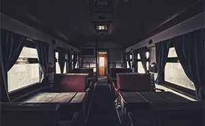 Here Are 34 Eerily Beautiful Liminal Spaces I Captured (34 Pics)