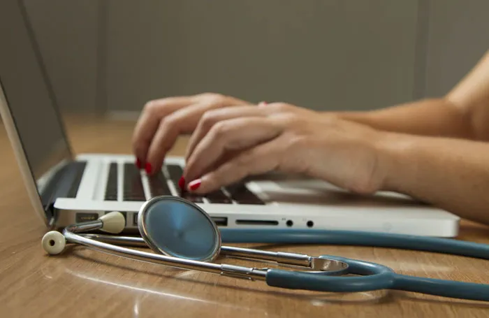 20 Women Share The Most Unprofessional And Disgusting Things A Doctor Has Told Them