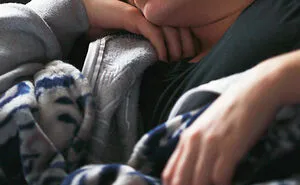 27 People Share 'Cry For Help' Signs That Aren't So Obvious