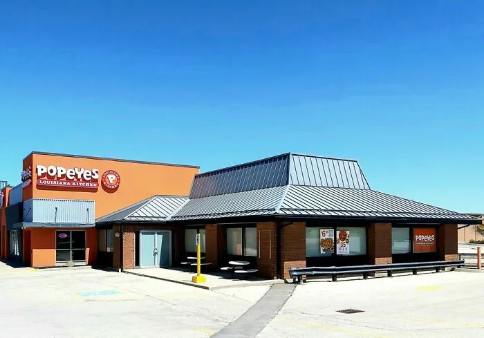 Popeyes / Pizza Hut