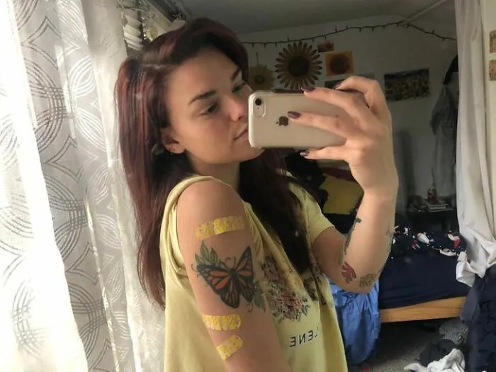 My Mom’s An Anti-Vaxxer, But I’m 19 Now And I’ve Gotten Myself All Caught Up On My Immunizations As Of Today