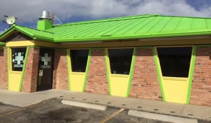 I Present To You: The Bud Hut