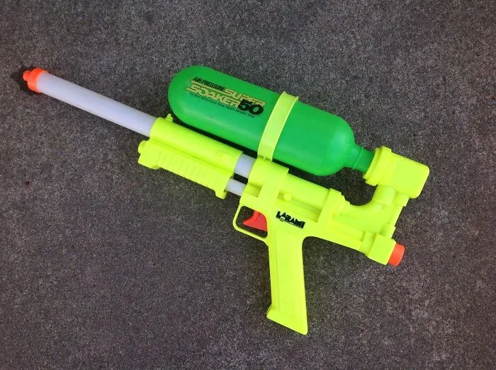 Super pistola de agua