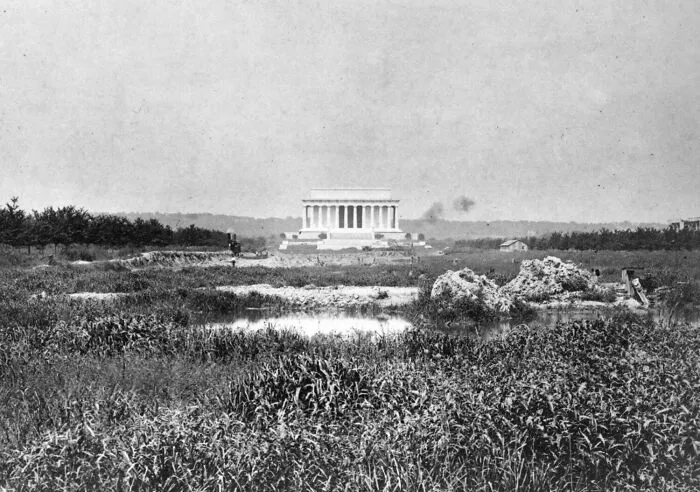 El monumento a Lincoln antes de la piscina reflectante