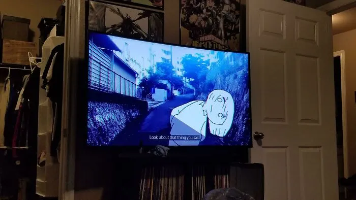 ¡Después de una pieza de 35 dólares, el televisor Samsung 4k curvo de 55" salvado del contenedor funciona como nuevo!