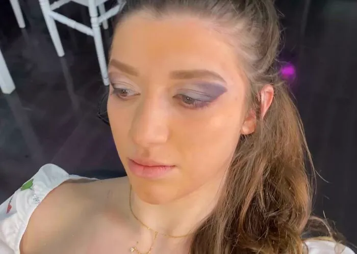 Pidió un maquillaje de novia y este fue el resultado 