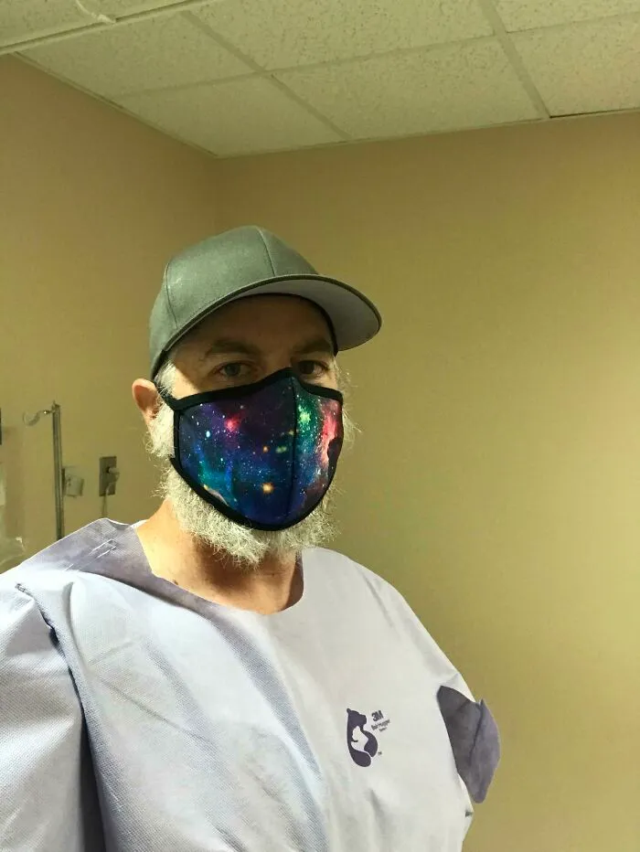 Es mi cumpleaños y también el único día que el médico me podía quitar 3 piedras del riñón