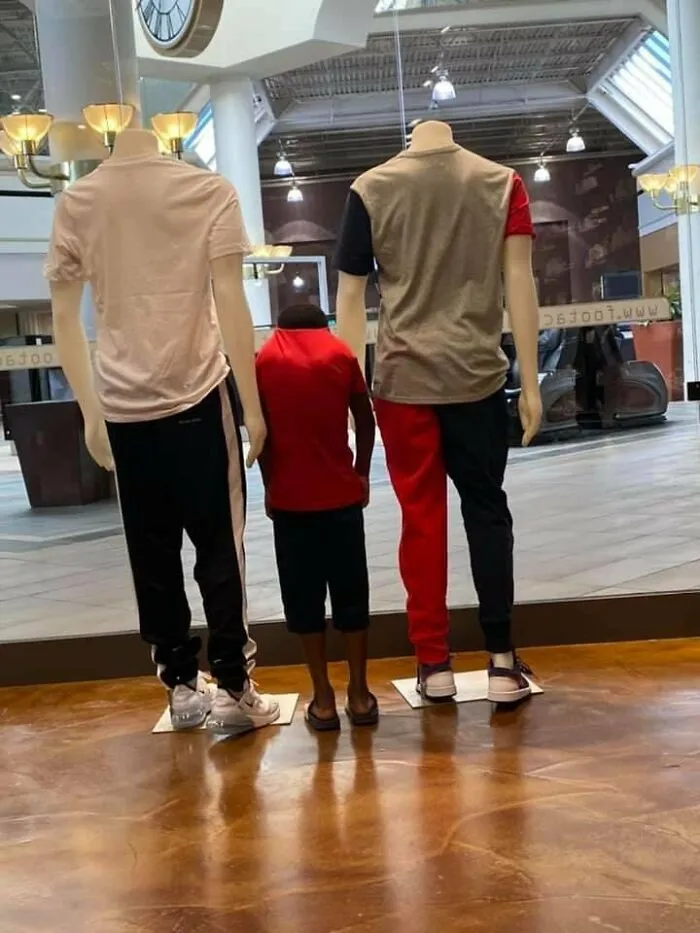 Solo es un maniquí muy realista
