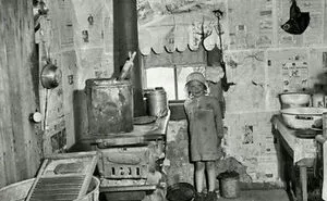 People Are Sharing Pics Of Life 50-100 Years Ago And They Might Put Things In A New Perspective