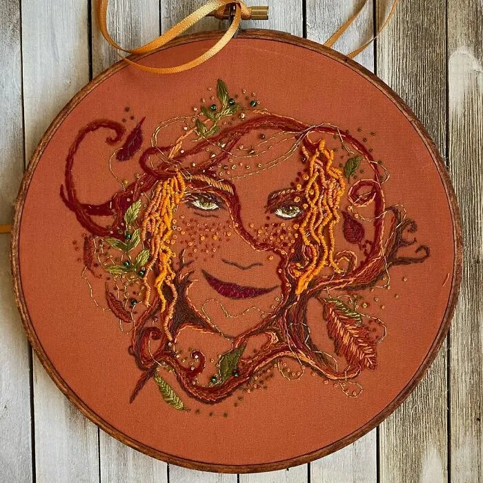 I Spent Hundreds Of Hours Embroidering Realistic Animals With Elements Of Bling (14 New Pics)