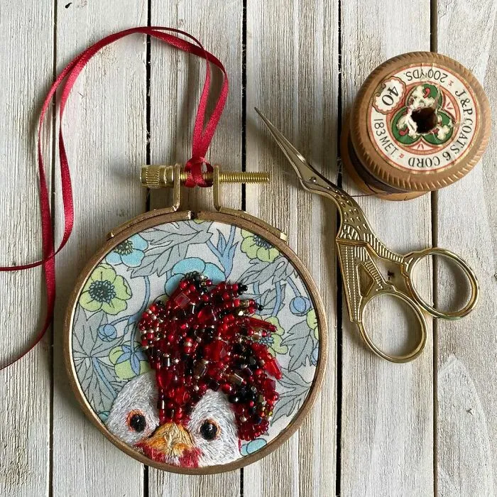 I Spent Hundreds Of Hours Embroidering Realistic Animals With Elements Of Bling (14 New Pics)