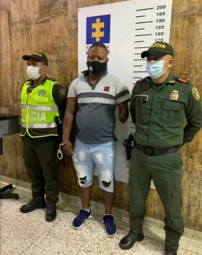 … de esposar a este hombre 