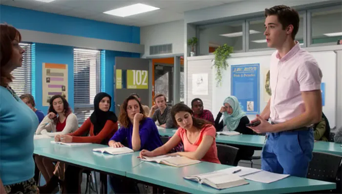30 Awkward Situations That Are Embarrassing For No Real Reason