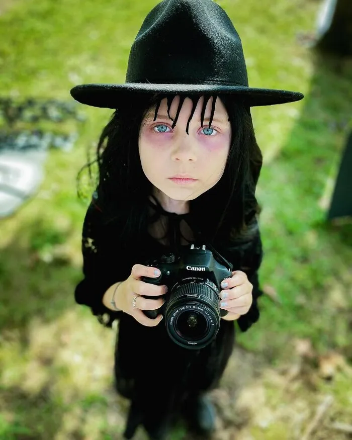 A Horror–Mad Seven-Year-Old Girl Has Ditched Disney Princesses To Dress Up As Horror Icons (45 Pics)
