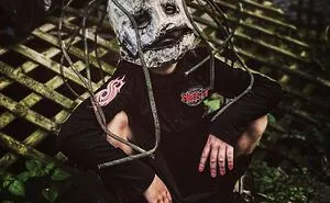 A Horror–Mad Seven-Year-Old Girl Has Ditched Disney Princesses To Dress Up As Horror Icons (45 Pics)
