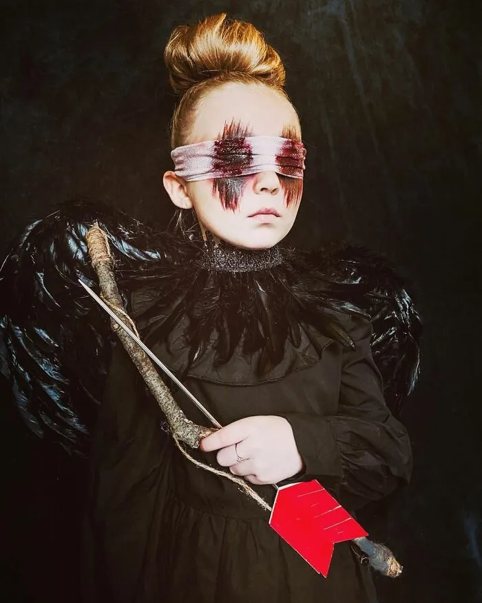 A Horror–Mad Seven-Year-Old Girl Has Ditched Disney Princesses To Dress Up As Horror Icons (45 Pics)