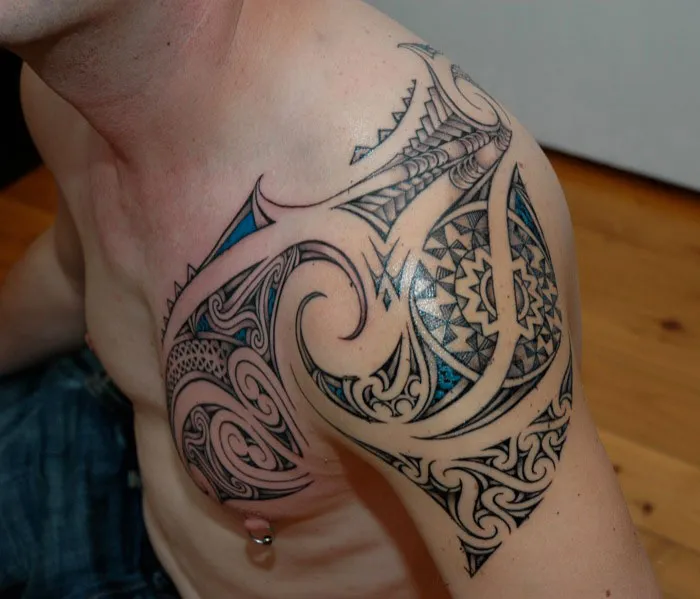16 Tatuadores que tuvieron que lidiar con los peores "vírgenes del tatuaje", tal y como se comparte en este grupo online