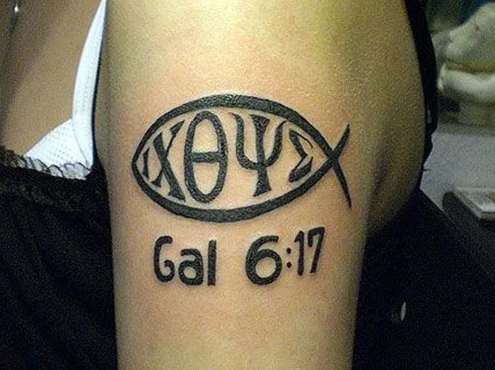 16 Tatuadores que tuvieron que lidiar con los peores "vírgenes del tatuaje", tal y como se comparte en este grupo online