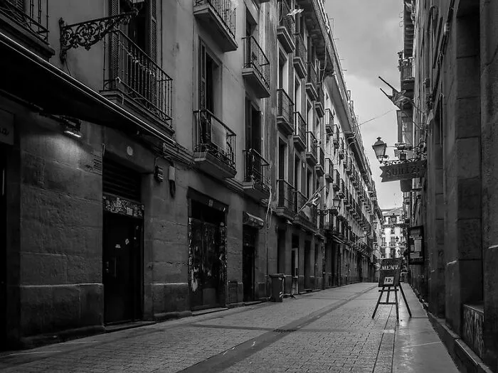 People With 'Street Smarts' Are Sharing Advice That Can Save People In Dangerous Situations (40 Tips)