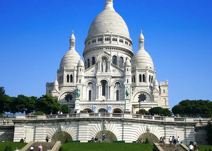 People Expose 40 Of The Worst Tourist Scams That Travelers Should Know