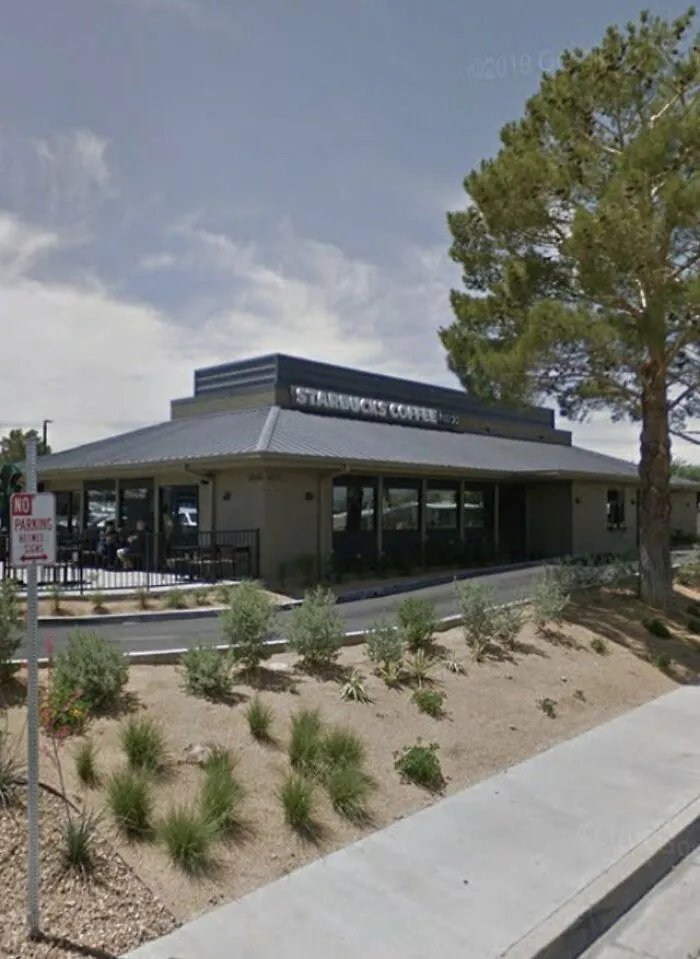 [Ridgecrest, California] Pizza y café juntos por fin