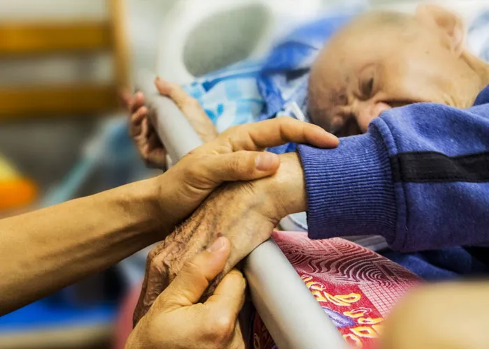 35 People Describe The Most Bittersweet Moment They Have Ever Experienced