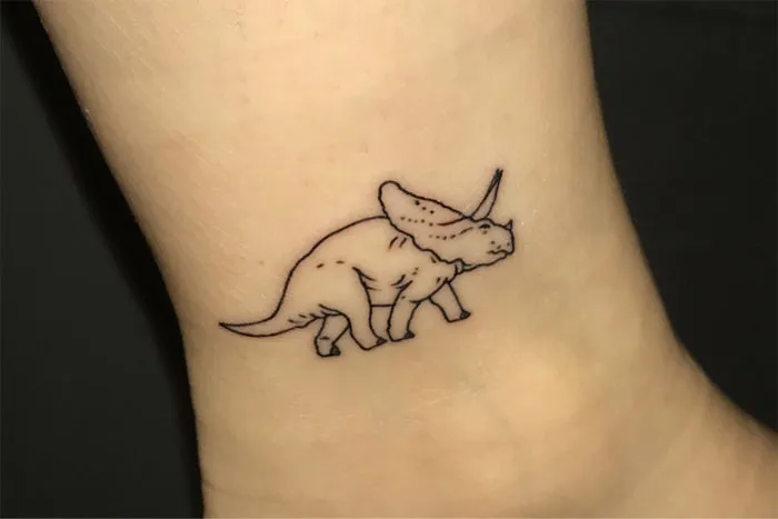 16 Tatuadores que tuvieron que lidiar con los peores "vírgenes del tatuaje", tal y como se comparte en este grupo online