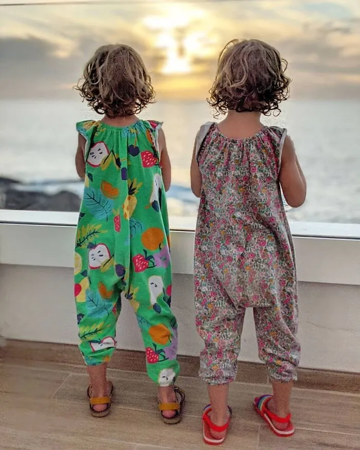 Father Of 4 Daughters Refuses To Sugarcoat His Instagram Pics, Has A Massive Following Online (New Pics)