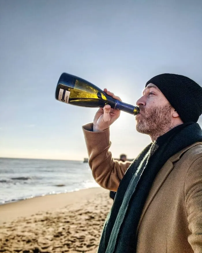 Father Of 4 Daughters Refuses To Sugarcoat His Instagram Pics, Has A Massive Following Online (New Pics)