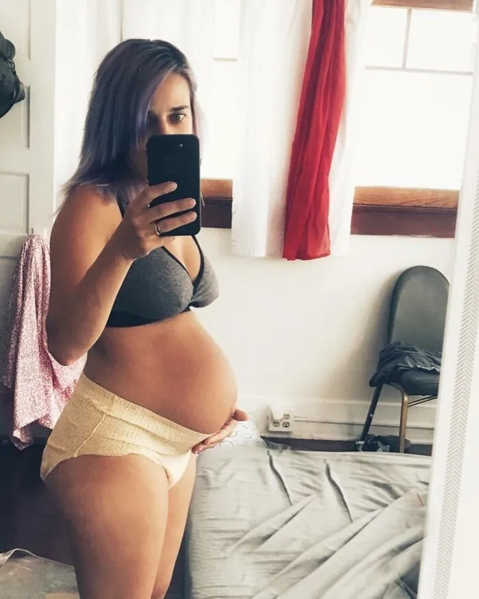 20 Fotos honestas de cuerpos postparto compartidas para mostrar la verdad de la que apenas se habla (nuevas fotos)