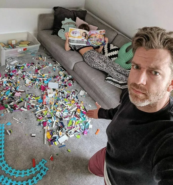 Father Of 4 Daughters Refuses To Sugarcoat His Instagram Pics, Has A Massive Following Online (New Pics)
