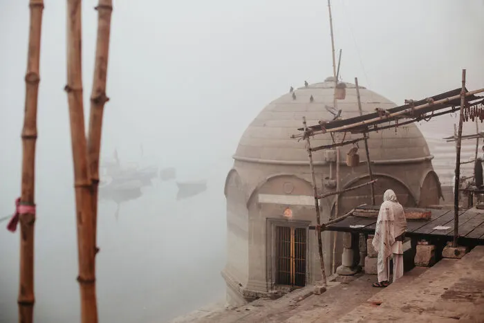 Photographer Captures The Daily Life Of People In India (35 Pics)