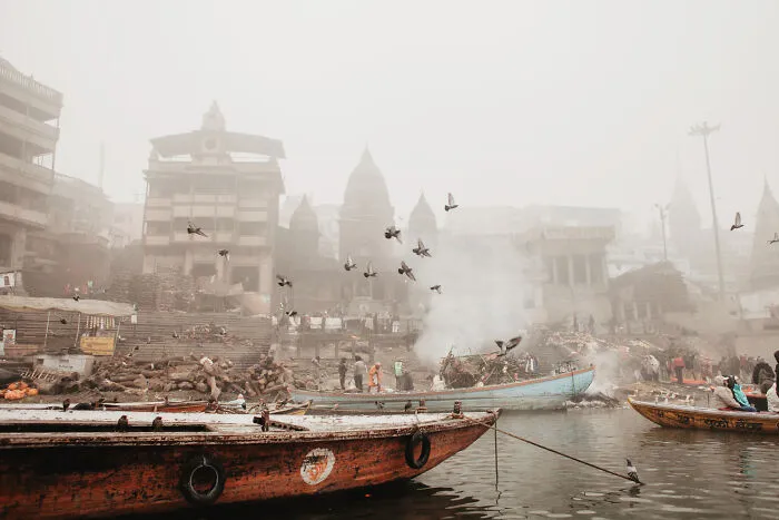 Photographer Captures The Daily Life Of People In India (35 Pics)