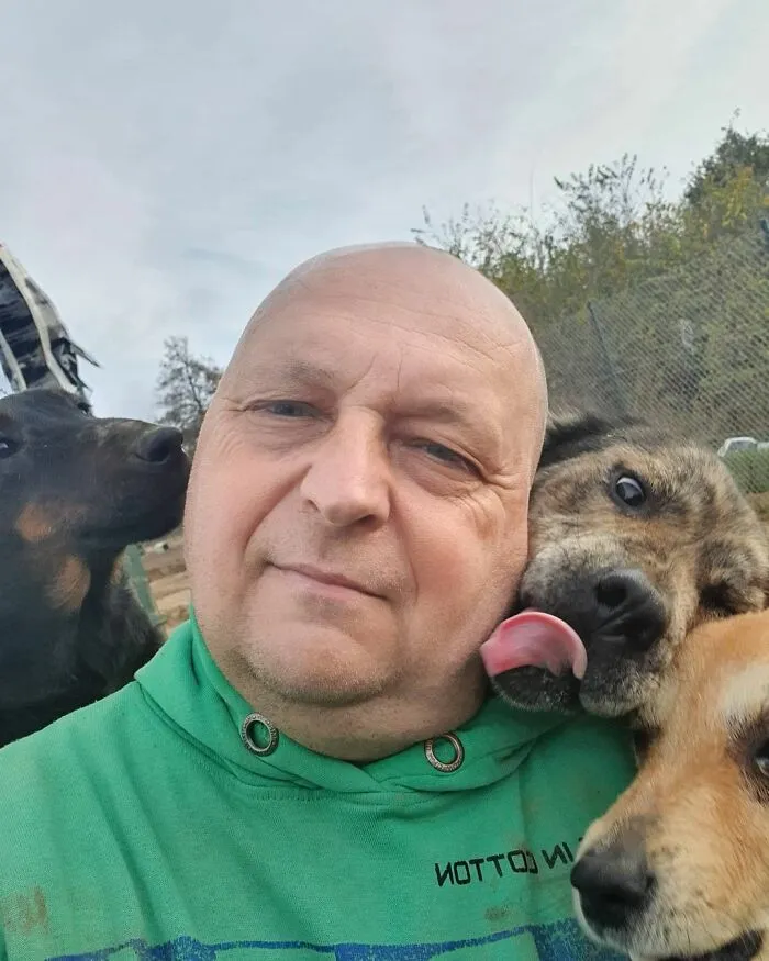 Serbian Man Started A Shelter With His Mother Over 20 Years Ago, Now He's Taking Care Of More Than A Thousand Dogs