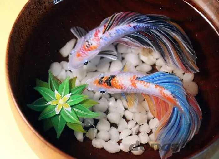 30 Beautiful And Detailed Paintings In Resin By This Artist