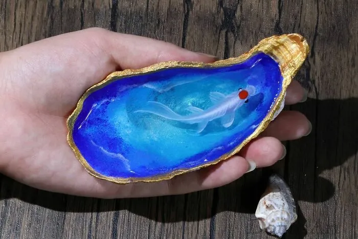 30 Beautiful And Detailed Paintings In Resin By This Artist