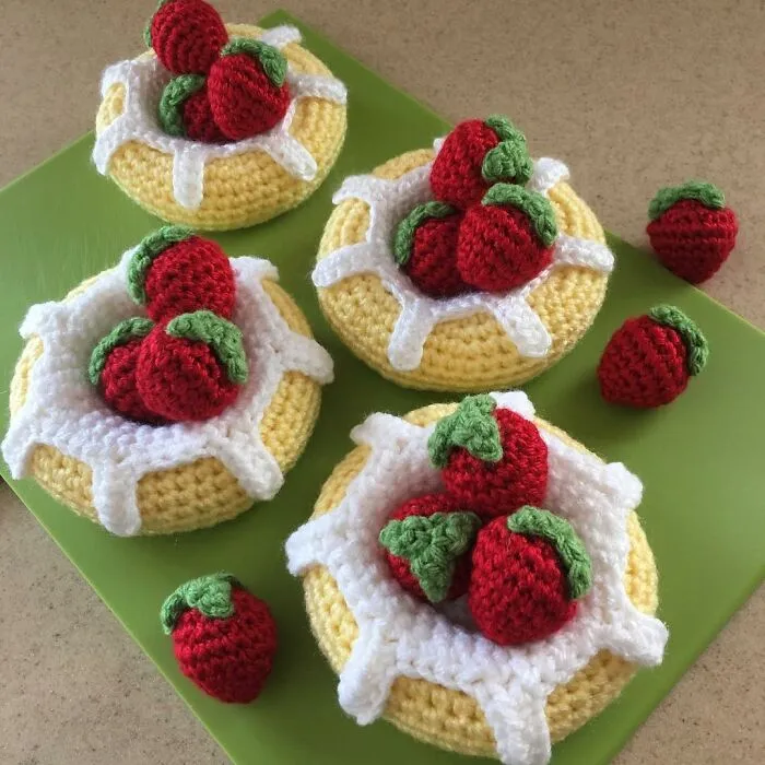 Artist Creates Delicious-Looking Crochet Food And You Will Probably Want To Eat It (30 Pics)