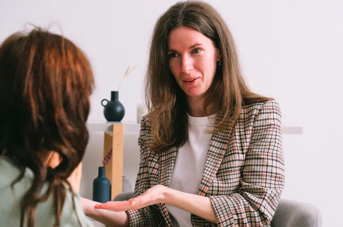30 Women Are Sharing Spot-On Questions From Their Therapists That Made Everything Click