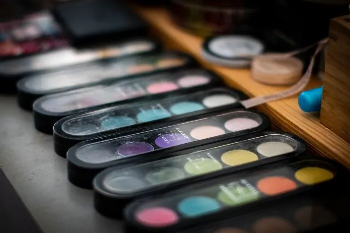 23 Times Women Were Told They Must Wear Makeup For The Job