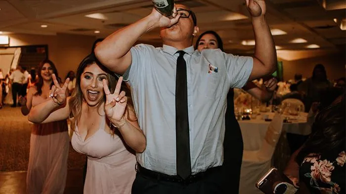 40 People Are Sharing Wedding Moments That Made Them Realize The Wedding Was A Mistake