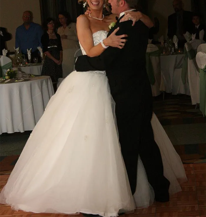 30 Personas comparten momentos de bodas cuando notaron que todo aquello era un error