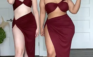 Two Friends Demonstrate How The Same Outfit Looks On Their Different Body Types (30 New Pics)
