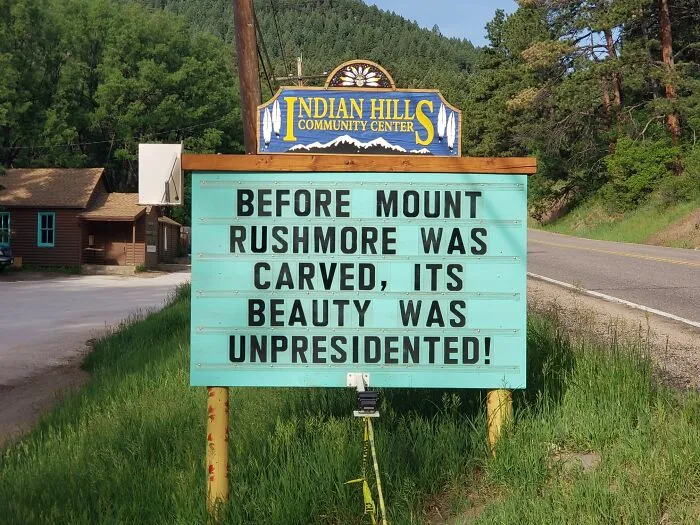 Someone In Colorado Is Putting The Funniest Signs, And The Puns Are Priceless (35 New Pics)