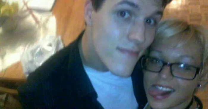 Grieving Man Used Experimental AI Site To ‘Chat’ With His Fiancée Nine Years After She Passed